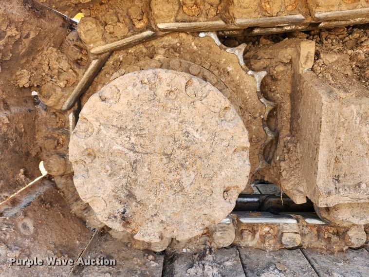 image for item KT9597 2008 John Deere 200D LC  excavator