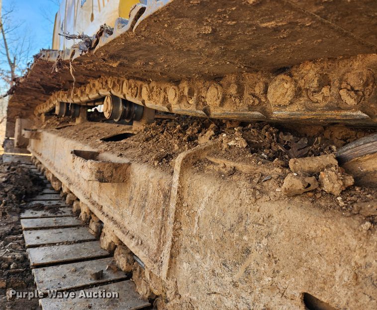 image for item KT9597 2008 John Deere 200D LC  excavator