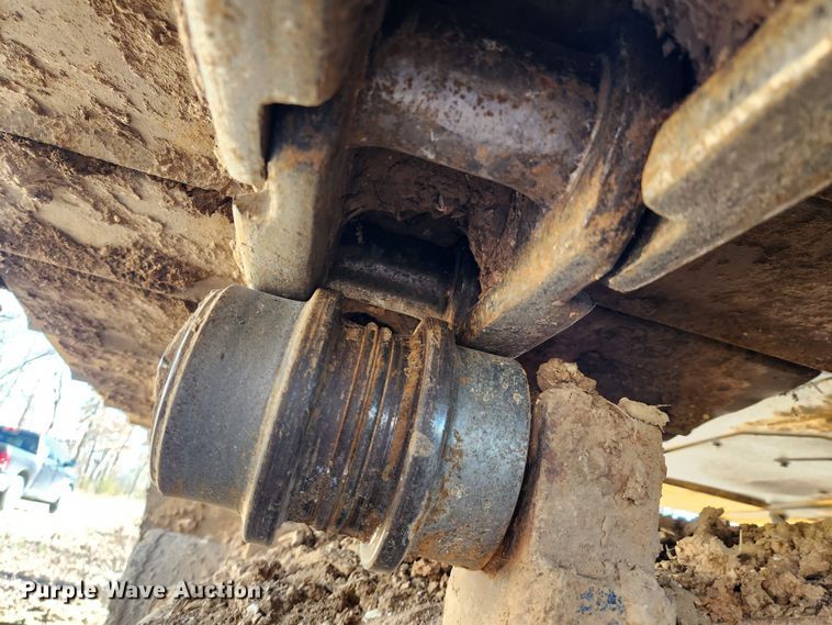 image for item KT9597 2008 John Deere 200D LC  excavator