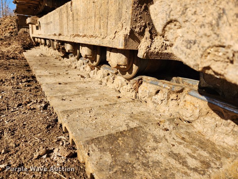 image for item KT9597 2008 John Deere 200D LC  excavator