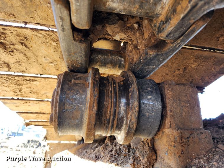 image for item KT9597 2008 John Deere 200D LC  excavator