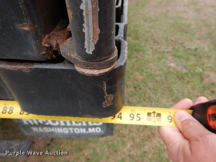 image for item KW9478 1999 Ford F450 Super Duty  chipper truck