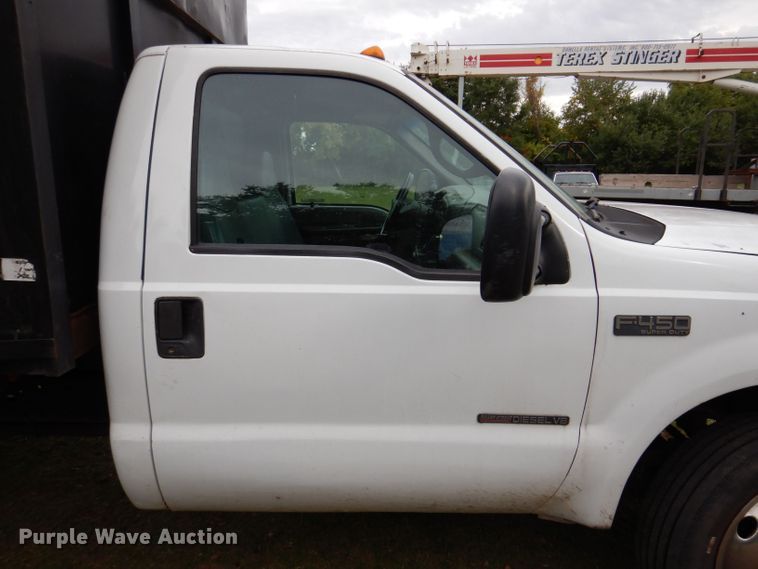 image for item KW9478 1999 Ford F450 Super Duty  chipper truck