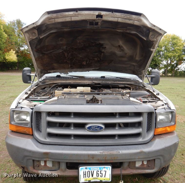 image for item KW9478 1999 Ford F450 Super Duty  chipper truck