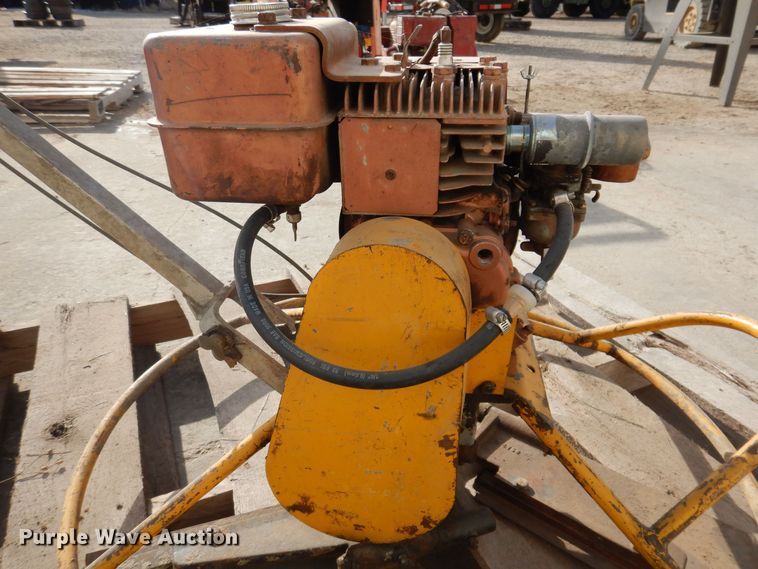 image for item KW9616 Power trowel