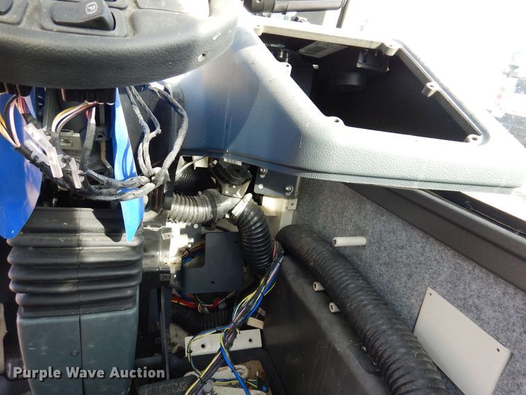 image for item KW9619 Terex  crane cab