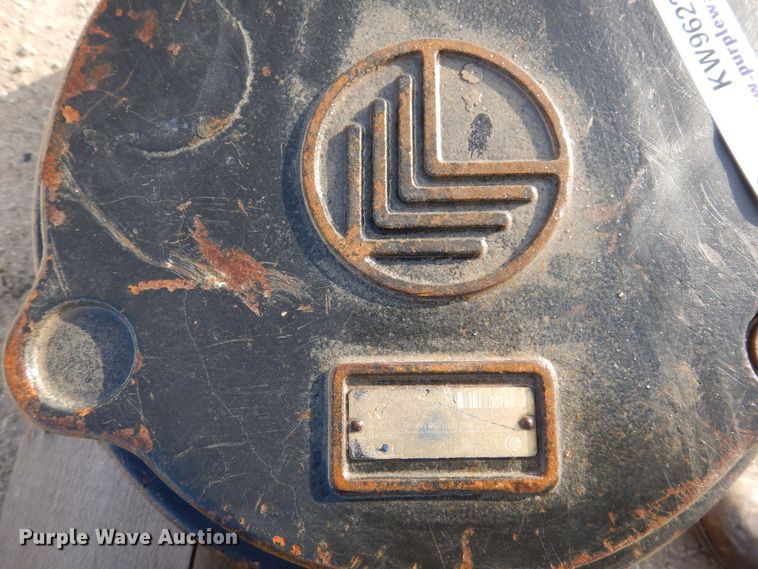 image for item KW9622 (2) hydraulic final drives