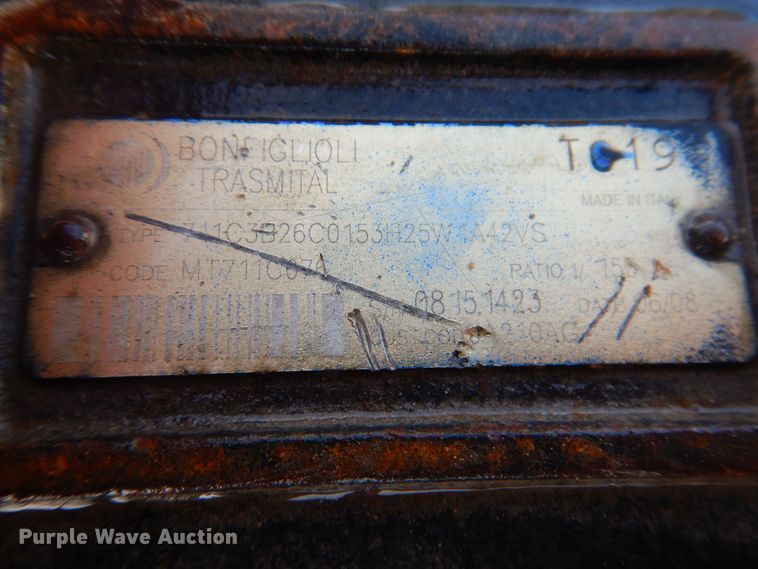 image for item KW9622 (2) hydraulic final drives