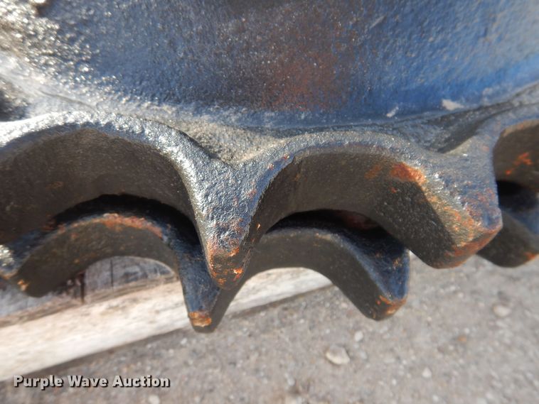 image for item KW9623 (2) undercarriage sprockets