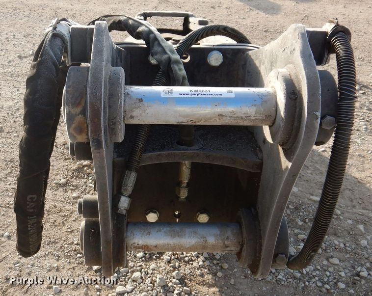 image for item KW9631 1998 Caterpillar 100  breaker