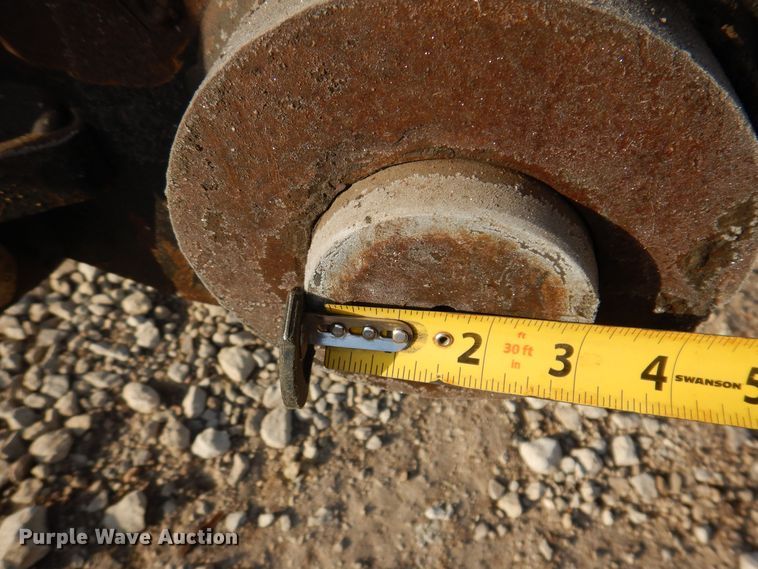 image for item KW9631 1998 Caterpillar 100  breaker