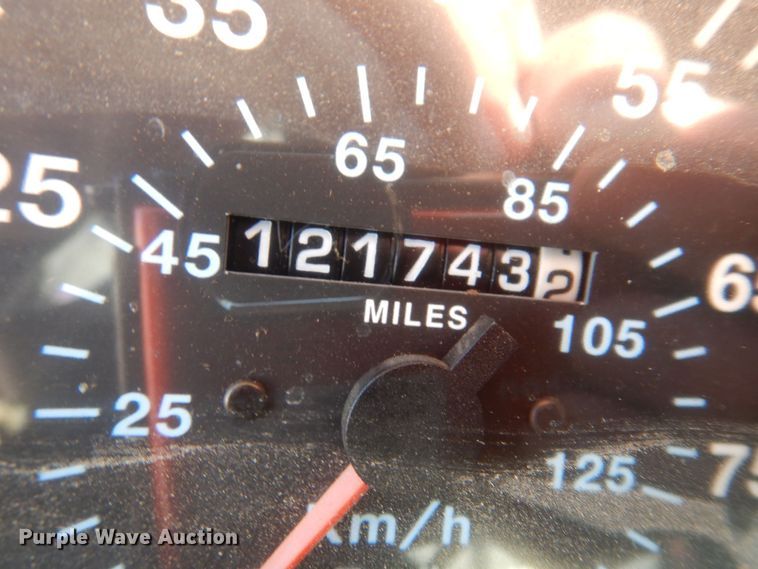 image for item KW9634 1999 Mack CH600  semi truck