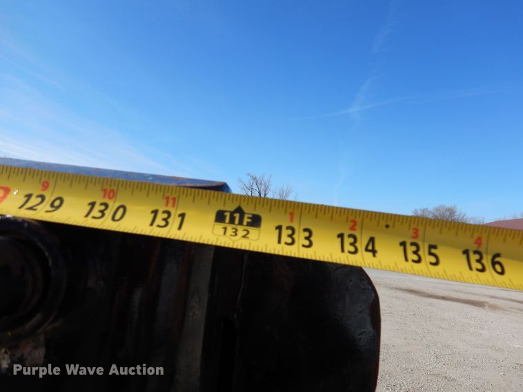 image for item KW9636 1995 International 4900  dump truck