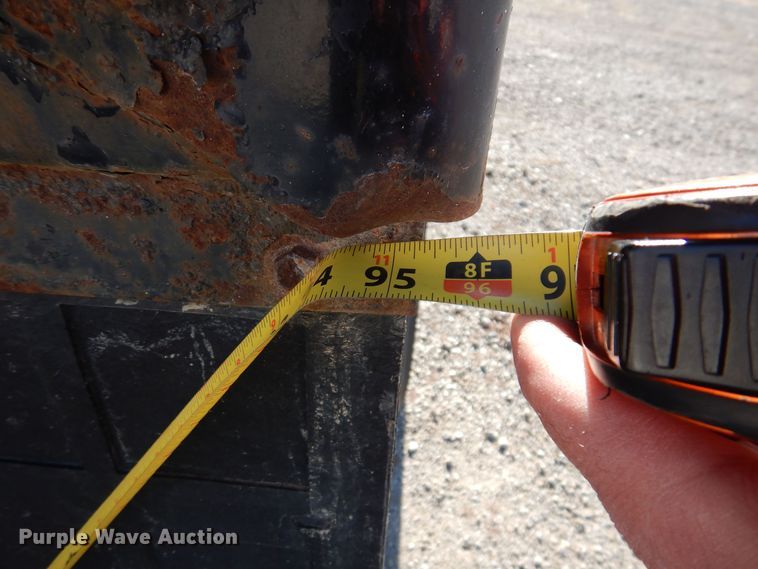 image for item KW9636 1995 International 4900  dump truck