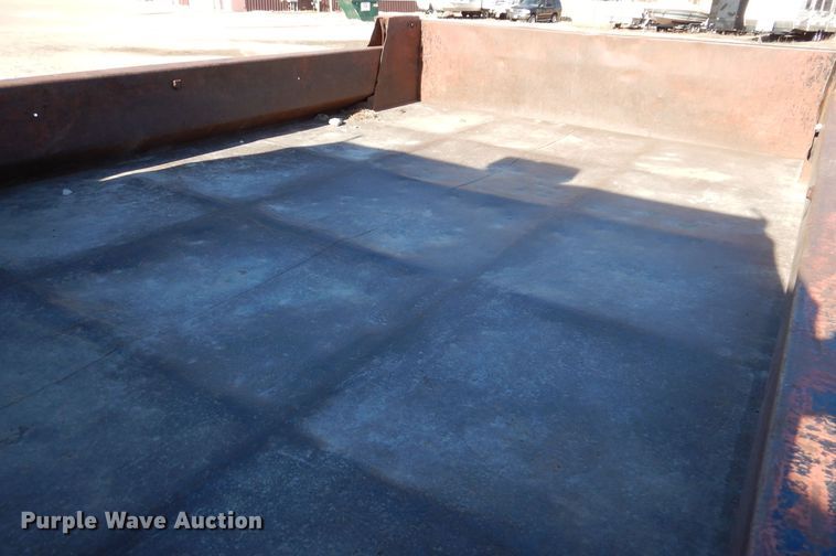 image for item KW9636 1995 International 4900  dump truck