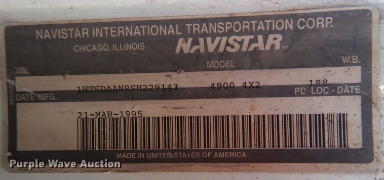 image for item KW9636 1995 International 4900  dump truck