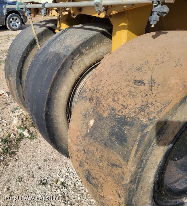 image for item LG9357 2011 Caterpillar PS360C  pneumatic roller