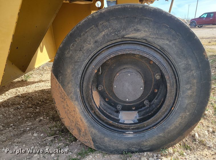 image for item LG9357 2011 Caterpillar PS360C  pneumatic roller