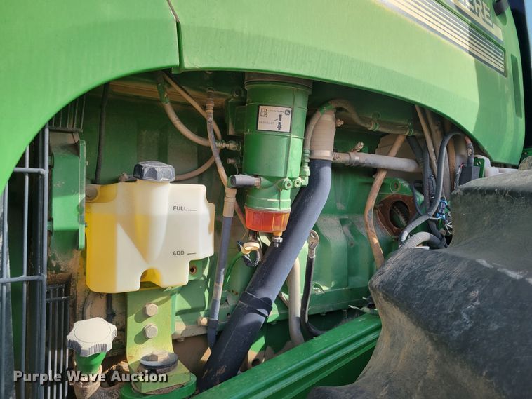 image for item LG9358 2006 John Deere 9520 Scraper Special  4WD tractor