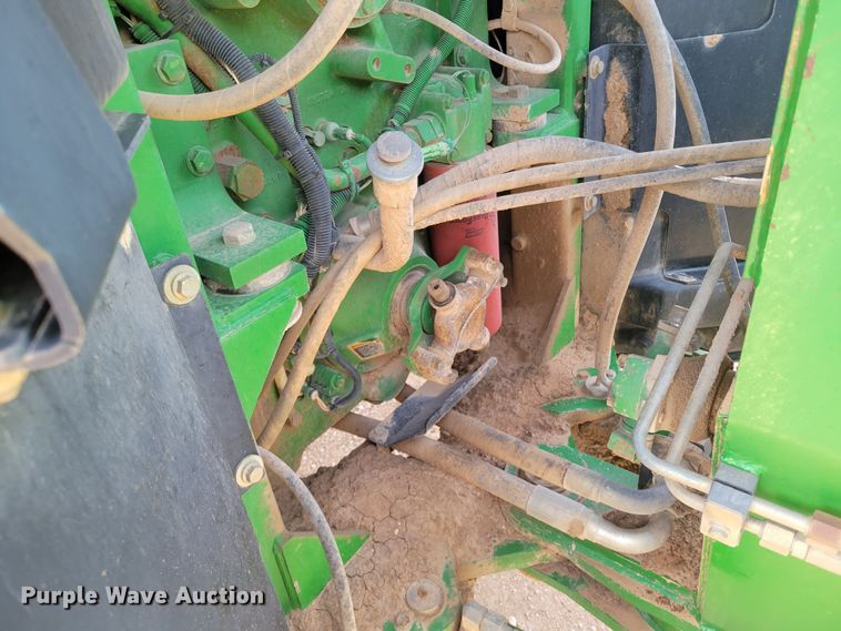 image for item LG9359 2007 John Deere 9520 Scraper Special  4WD tractor