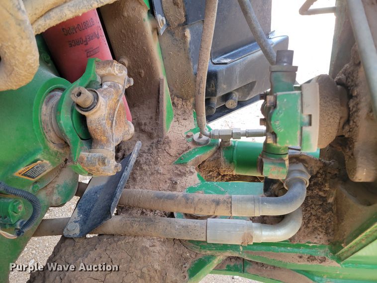 image for item LG9359 2007 John Deere 9520 Scraper Special  4WD tractor