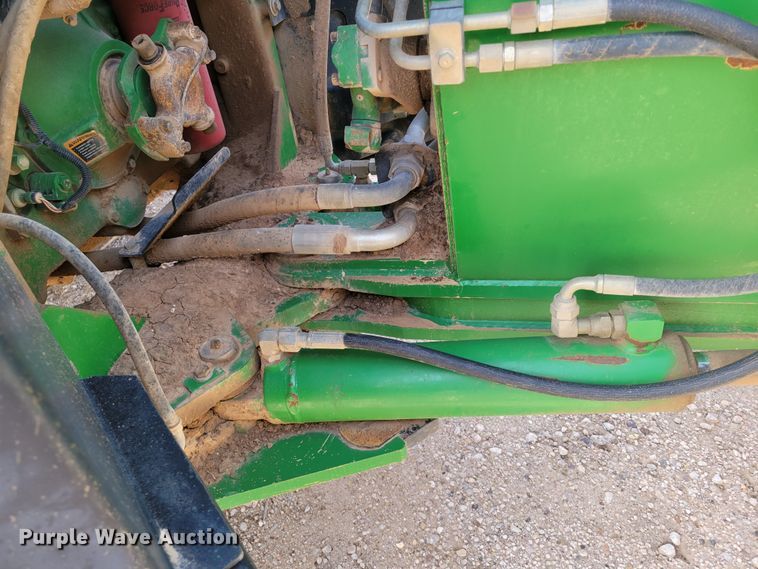 image for item LG9359 2007 John Deere 9520 Scraper Special  4WD tractor