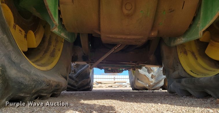 image for item LG9359 2007 John Deere 9520 Scraper Special  4WD tractor