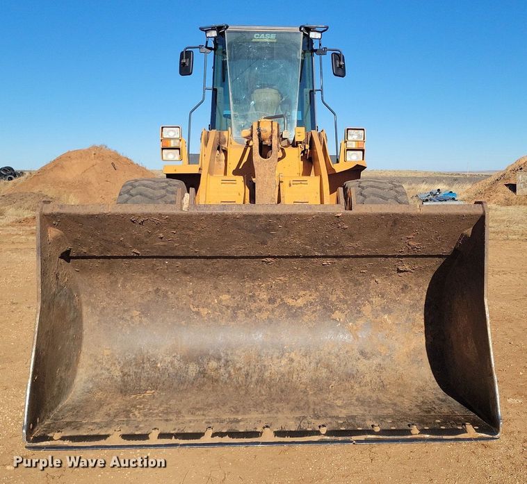 image for item LG9382 2005 Case 821C  wheel loader