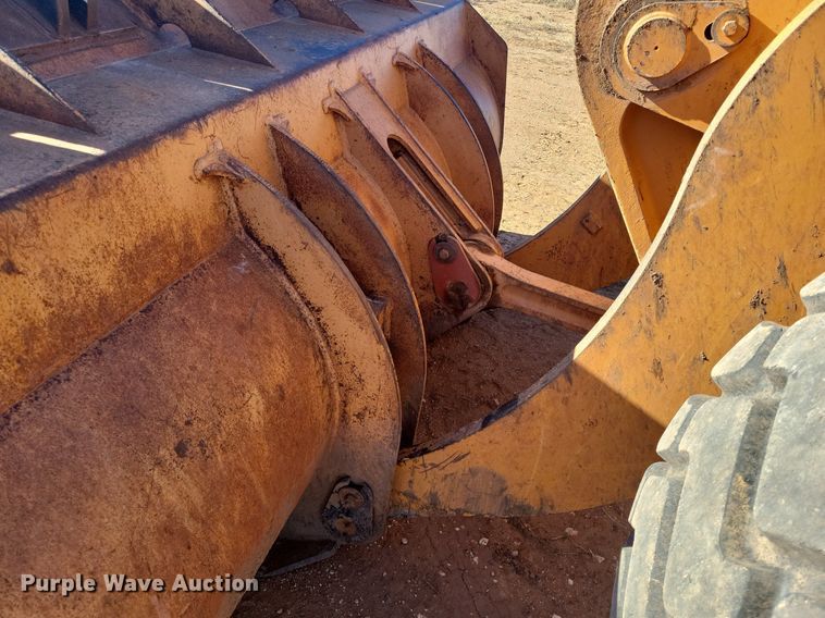 image for item LG9382 2005 Case 821C  wheel loader