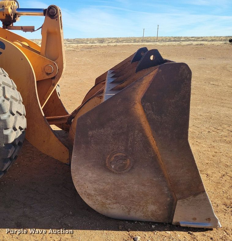 image for item LG9382 2005 Case 821C  wheel loader