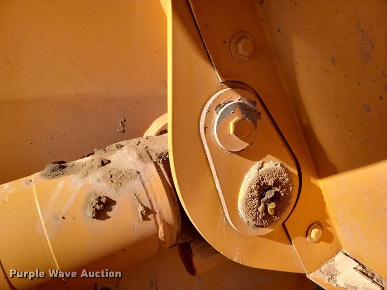 image for item LG9382 2005 Case 821C  wheel loader