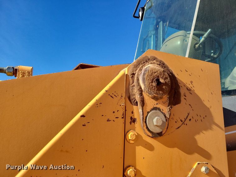 image for item LG9382 2005 Case 821C  wheel loader