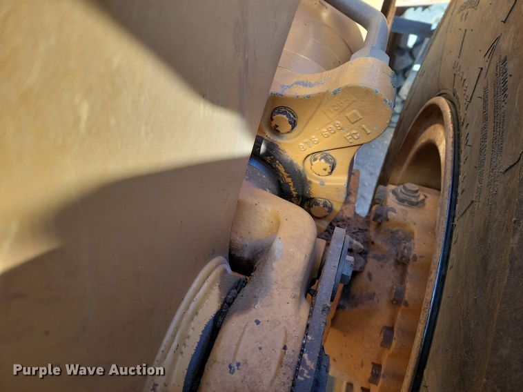 image for item LG9382 2005 Case 821C  wheel loader