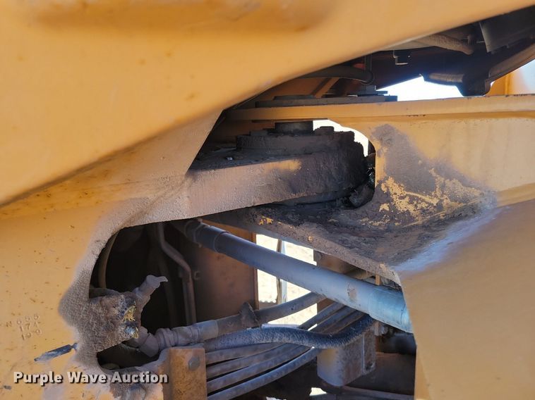 image for item LG9382 2005 Case 821C  wheel loader