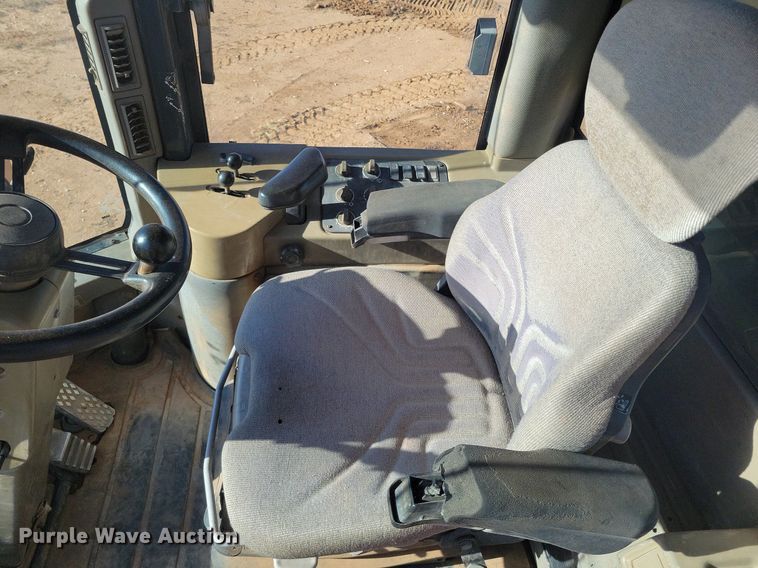 image for item LG9382 2005 Case 821C  wheel loader