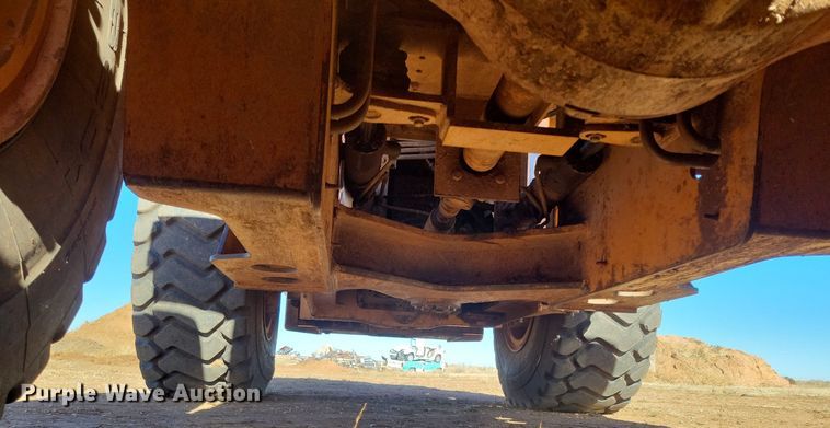 image for item LG9382 2005 Case 821C  wheel loader