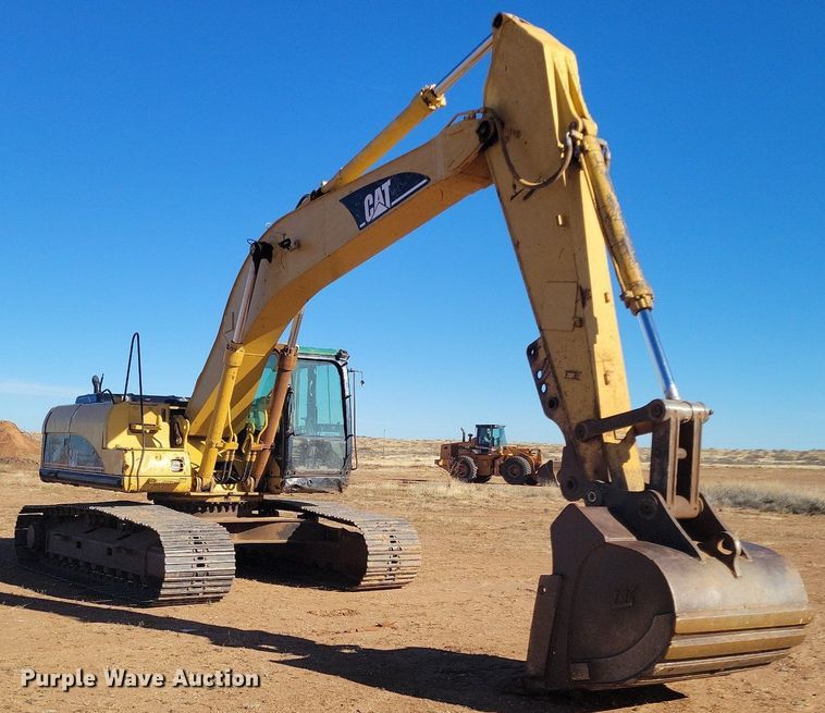 image for item LG9383 2004 Caterpillar 325C L  excavator