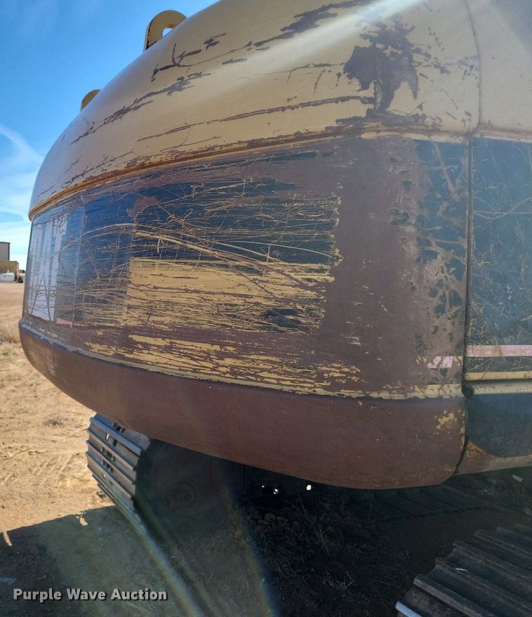 image for item LG9383 2004 Caterpillar 325C L  excavator