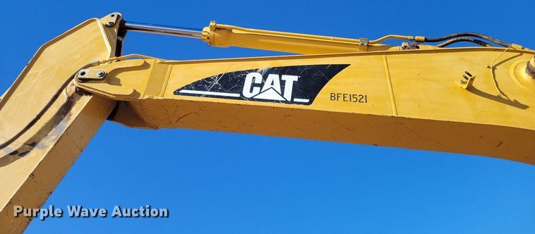 image for item LG9383 2004 Caterpillar 325C L  excavator