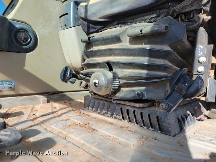 image for item LG9383 2004 Caterpillar 325C L  excavator