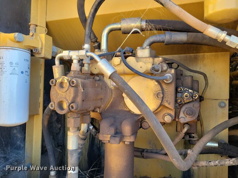 image for item LG9383 2004 Caterpillar 325C L  excavator