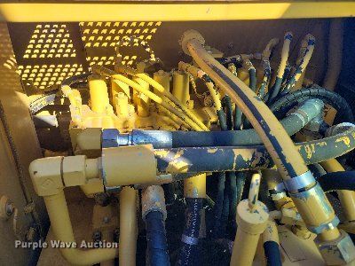 image for item LG9383 2004 Caterpillar 325C L  excavator