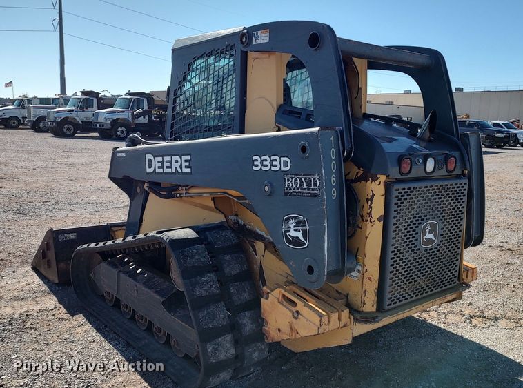 image for item LK9385 2010 John Deere 333D  tracked skid steer loader