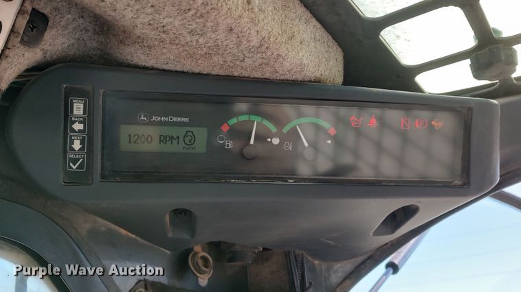 image for item LK9385 2010 John Deere 333D  tracked skid steer loader