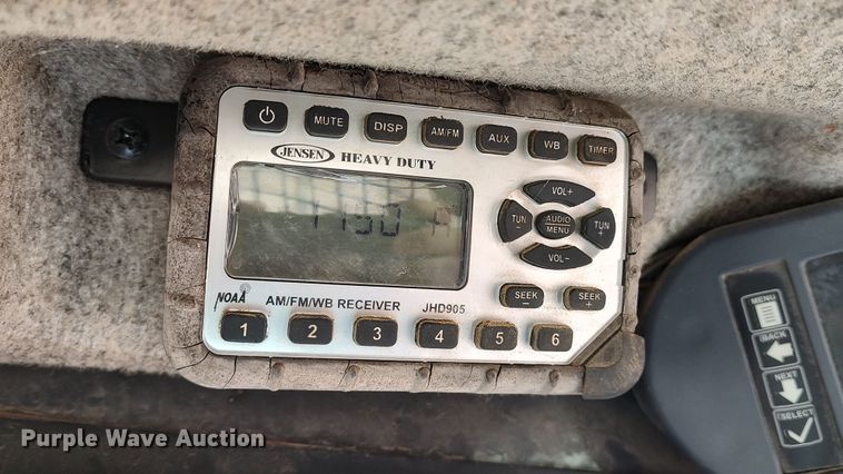 image for item LK9385 2010 John Deere 333D  tracked skid steer loader