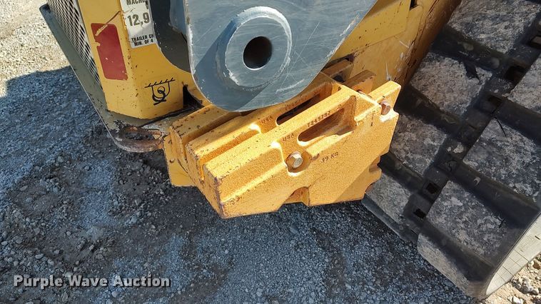 image for item LK9385 2010 John Deere 333D  tracked skid steer loader