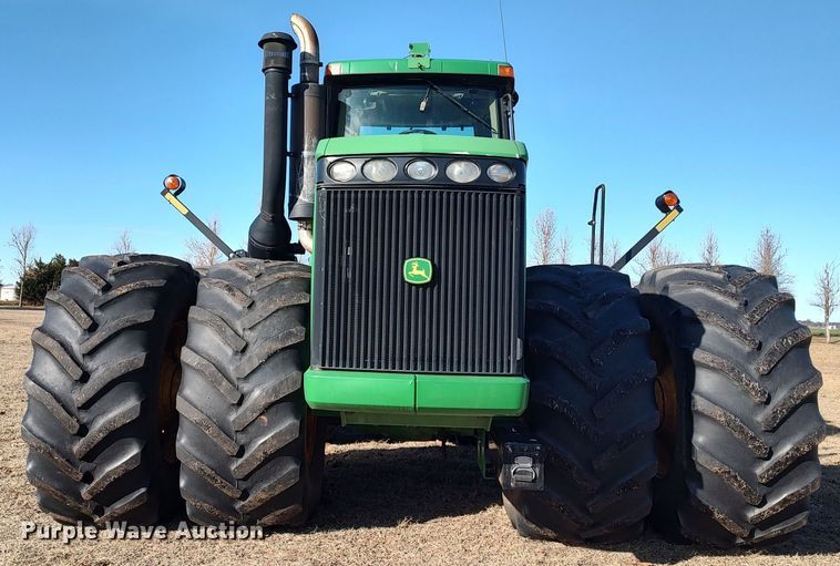 image for item LK9446 2005 John Deere 9620  4WD tractor