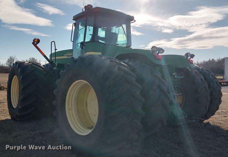 image for item LK9446 2005 John Deere 9620  4WD tractor