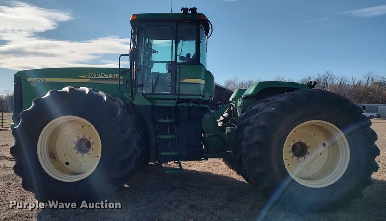 image for item LK9446 2005 John Deere 9620  4WD tractor
