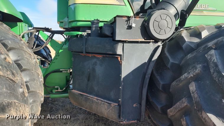 image for item LK9446 2005 John Deere 9620  4WD tractor